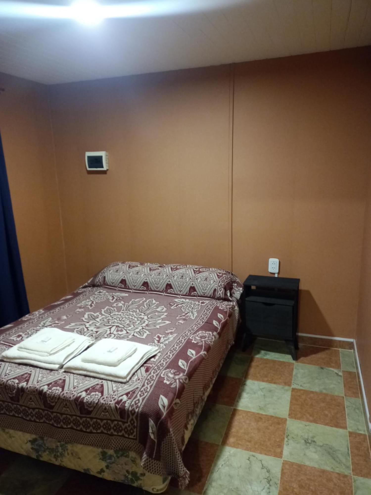 Hospedaje "San Andres" Gobernador Gregores Ngoại thất bức ảnh