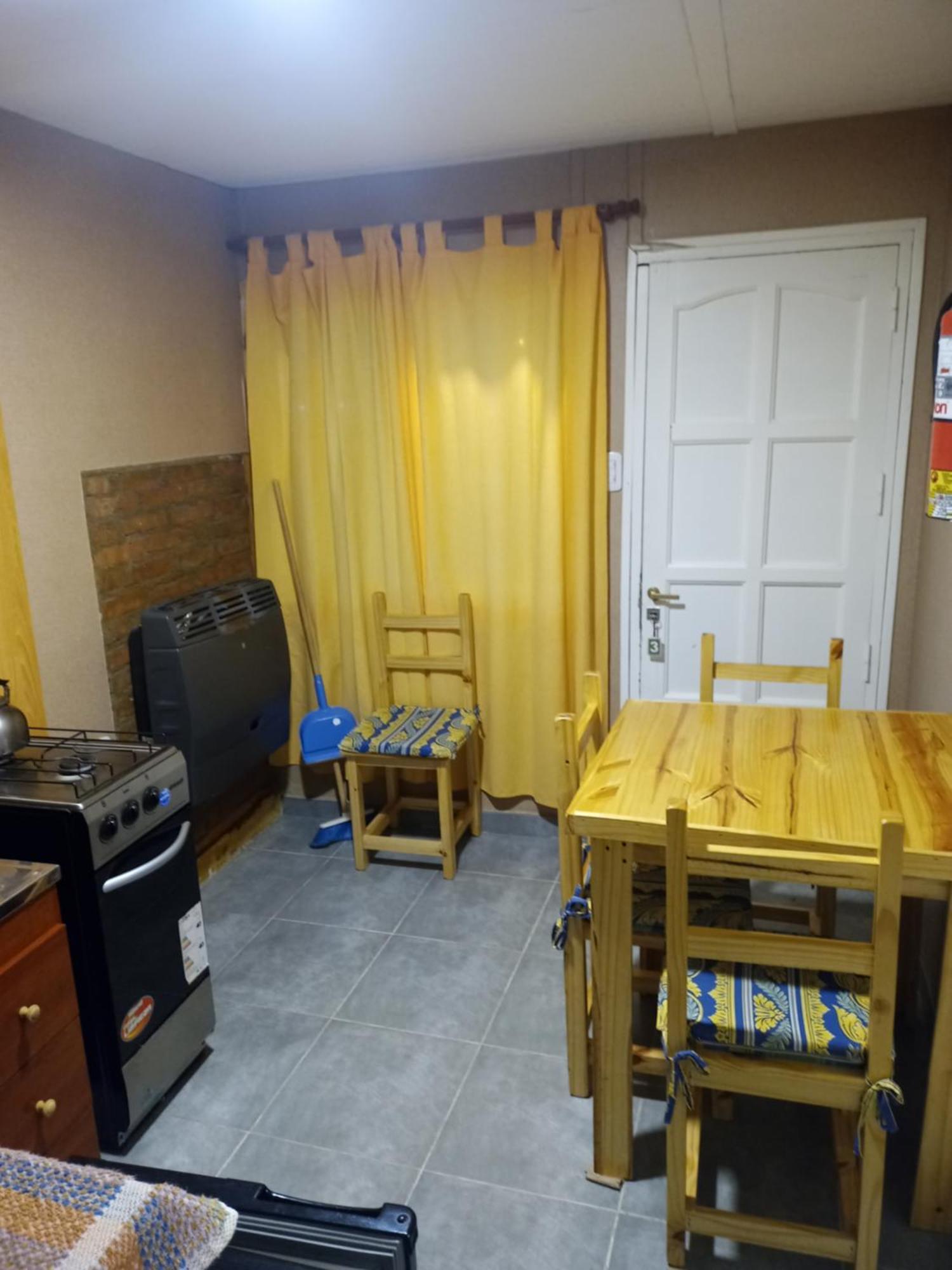 Hospedaje "San Andres" Gobernador Gregores Ngoại thất bức ảnh
